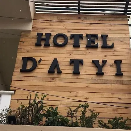 Hotel D'Atyi 10 Avenue-3