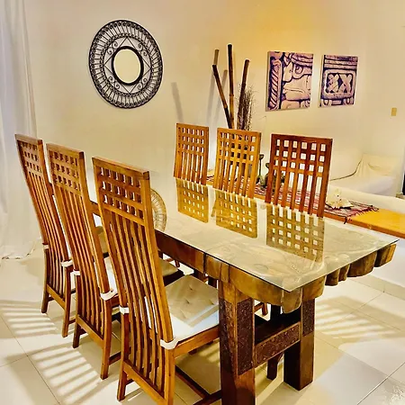 Deluxe Balcony Room With Swimming Pool Air Conditioning And Parking-2